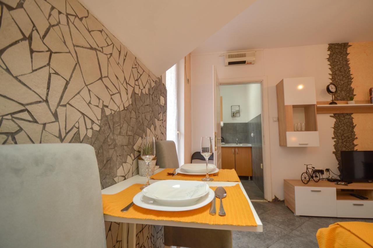 Misha Studio - Cozy Place To Stay In Νόβι Σαντ Εξωτερικό φωτογραφία